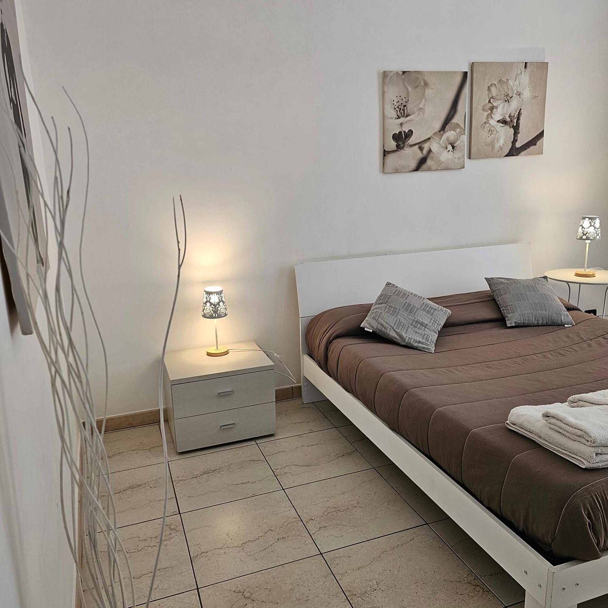 Duca70 Suite Home Taranto Exterior foto