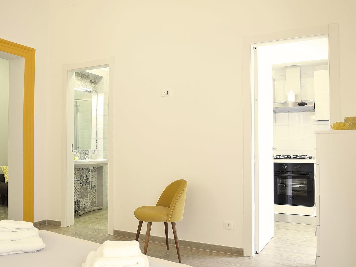 Duca70 Suite Home Taranto Exterior foto